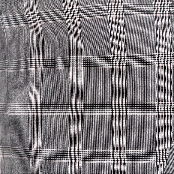 Le Chateau Plaid Blazer - Picture 5 of 7